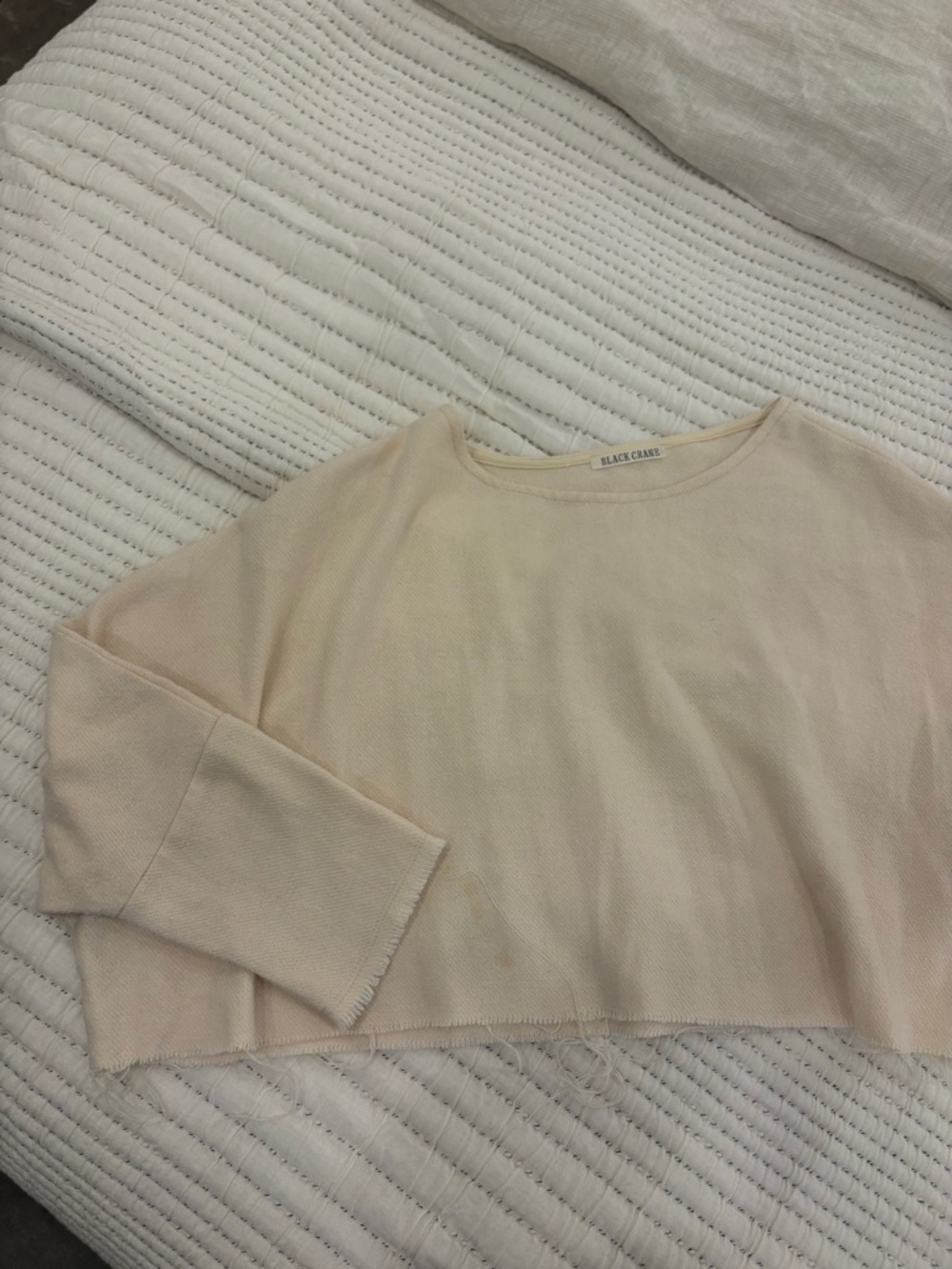 Black Crane Cream Cropped shirt